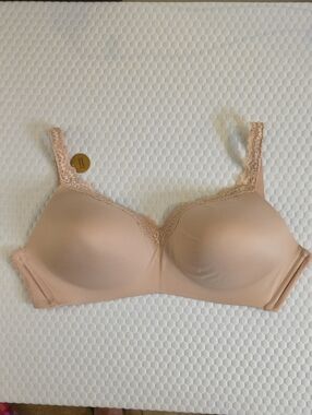 Wacoal Light Beige Lace-Trim T-Shirt Bra